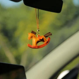 GAOLAOSY Cute Horse Car Rear View Mirror Charm, Creative Automotive Hanging Accessories, Funny Vehicle Interior Decoration Pendant, Auto Rear Mirror Ornament for Women and Men (Brown)