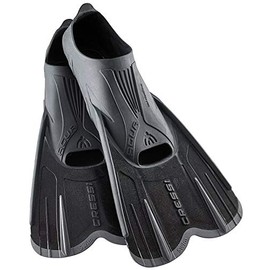 Cressi Adult Agua Short Short Fins for Swimming and Snorkelling – Made in Italy Italian Quality Since 1946, black
