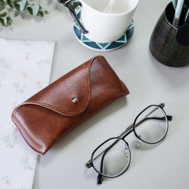 LogHog Portable PU Leather Soft Sunglasses Case Eyeglass Case Eye Glasses Pouch Carry Case for Women Men (Brown)
