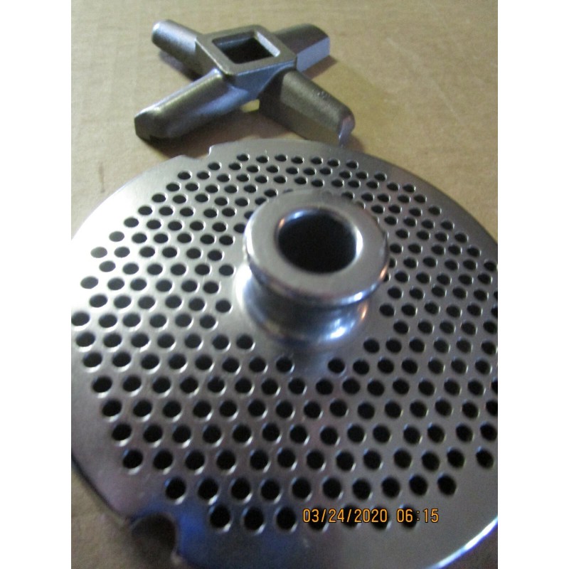 HOLLYMATIC #32/#42 GRINDER PLATE 1/8" HOLES 5/8 THICK W/ HARD