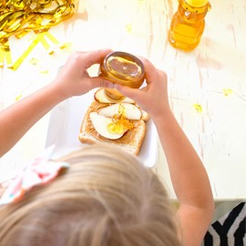 Honey Jar Honey Bottle Honey Container,10 Pack 8 Fluid Oz Honey Bottle Jars, Honey Squeeze Bottle Jars Clear Honey Containers Dispenser Honey Squeeze Bottle Juice Bottle with Flip-Top Lid