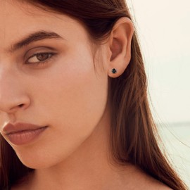 ChicSilver 925 Sterling Silver 5MM Round Cut Black CZ Cubic Zirconia Stud Earrings for Women Men