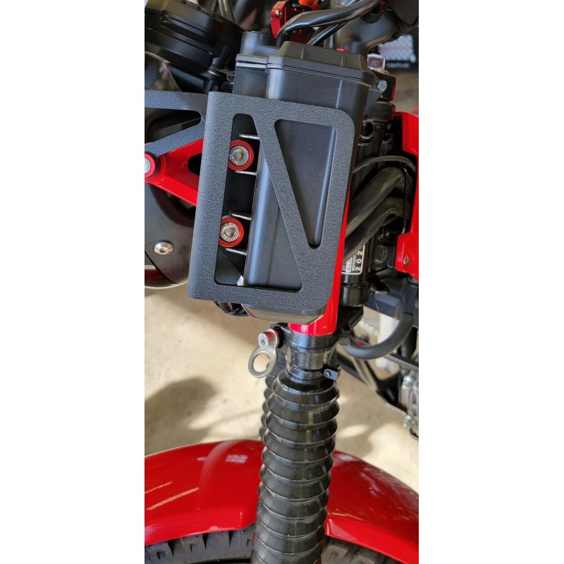 MOJO CUSTOMS TOOLBOX GUARD AND RELOCATING BRACKET FOR HONDA TRAIL