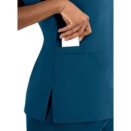 Maevn Women's Core Classic V-Neck Top(Caribbean Cheeta, Large)