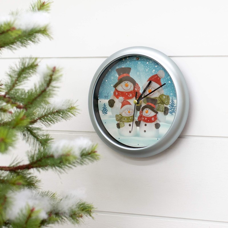 Snowman Family Winter Wonderland Round Silvertone Framed 8 Inch Musical