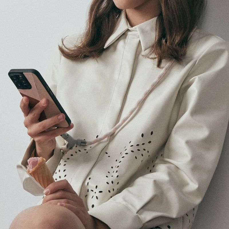 M.CRAFTSMAN Yoggle Pro 2 Smartphone Neck Strap, Compatible with Many