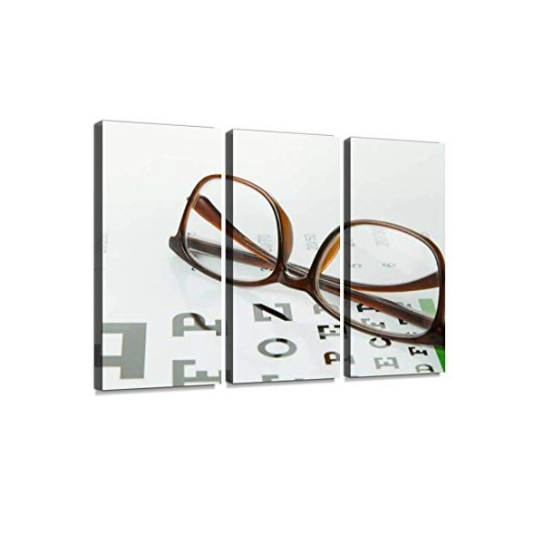 The Diagram of Checking Eyes Glasses Optometry Medical Print On