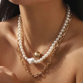 Layered White Baroque Pearl Collarbone Necklace Set for Women,Vintage Chunky Round Paperclip Chain Statement Necklace,Trendy Party Banquet Jewelry(Gold)