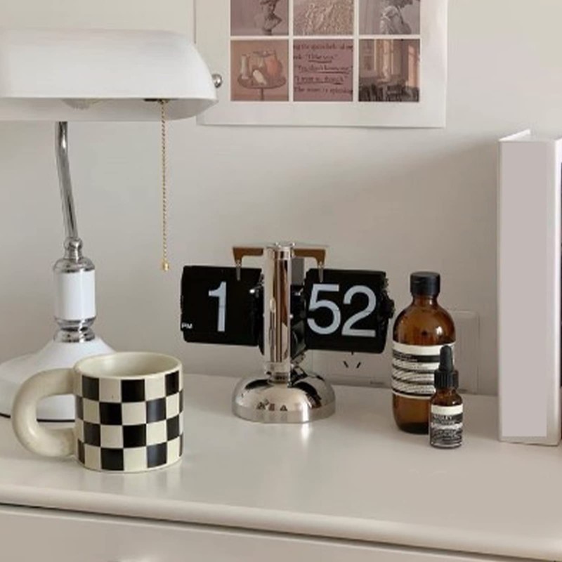 Reloj Abatible Retro Minimalista, Reloj de Escritorio Mecánico con Tapa