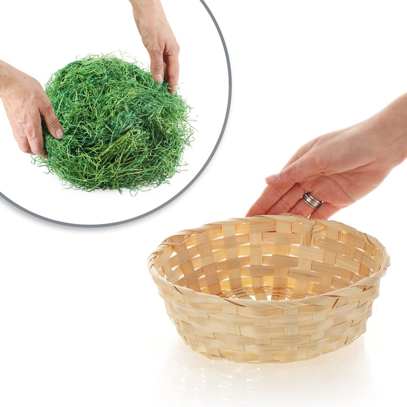 com-four® 4 x Easter Baskets with Decorative Grass and Egg