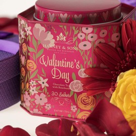 Harney & Sons Valentine's Day Tea | Black tea w/ Chocolate and Rosebuds, Red, Tin of 30 Sachets