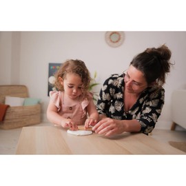 Petit Artichaut 2 Magnetic Baby Keepsakes Kit – Hand/Footprint Imprints for Decorative Magnets – Includes 2 Magnets, Hypoallergenic Clay, Roller & Instructions