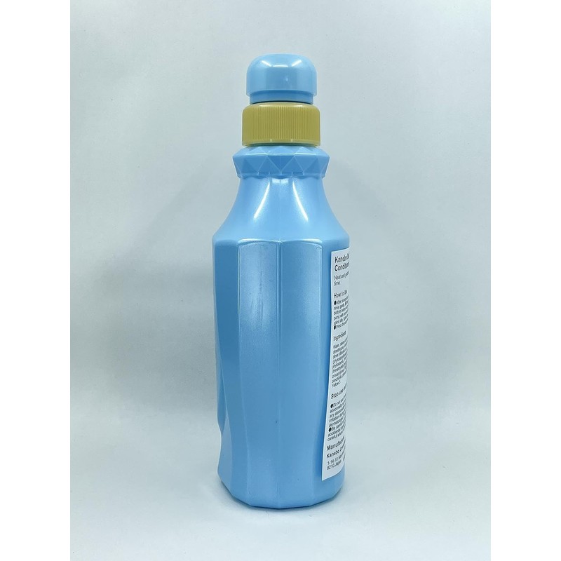 Kanebo Sala Light Silky Conditioner Pump 400 ml (Green Tea