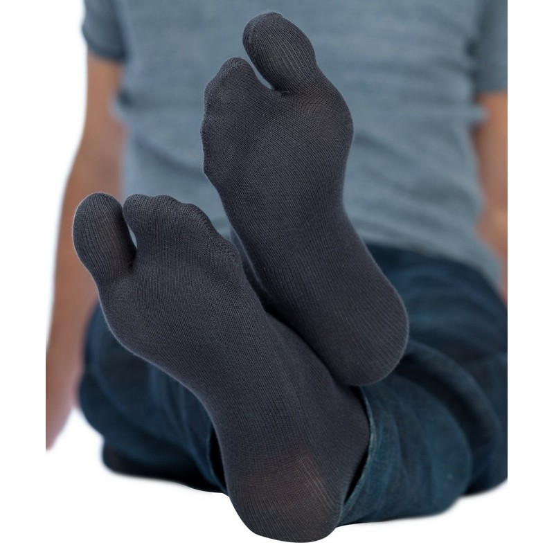 Knitido Tabi Sneaker, Short Two-Toe Cotton Socks, Size: 39-42, Colour: