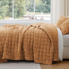 BEDELITE Velvet Quilt Set Queen Size - Luxury Velvet Comforter Bedding Set 3 Pieces, Soft Cozy Rusty Burnt Orange Oversized Bedspread Coverlet for All Seasons with 2 Pillow Shams