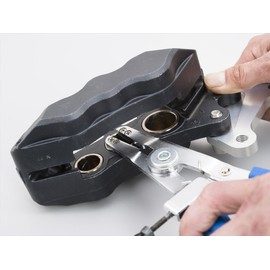 Daytona 91383 Disc Brake Caliper Piston Removal Tool for Motorcycles with One Push + Opposite Piston Inner Diameter 0.6 - 1.5 inches (16.5 - 37 mm)