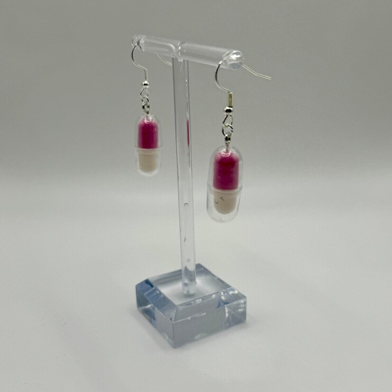 Smiley pill earrings | drop, hanging, dangling | medication |