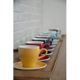 LOVERAMICS Tulip Saucer 15 cm Café Latte Black