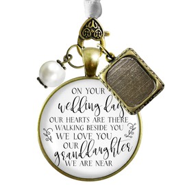 Bouquet Charm In Memory of Grandma and Grandpa On Your Wedding Day Our Granddaughter 1 Frame Vintage Bronze Pendant White Glass White Bead Memorial of Bride's Grandparents DIY Photo Template