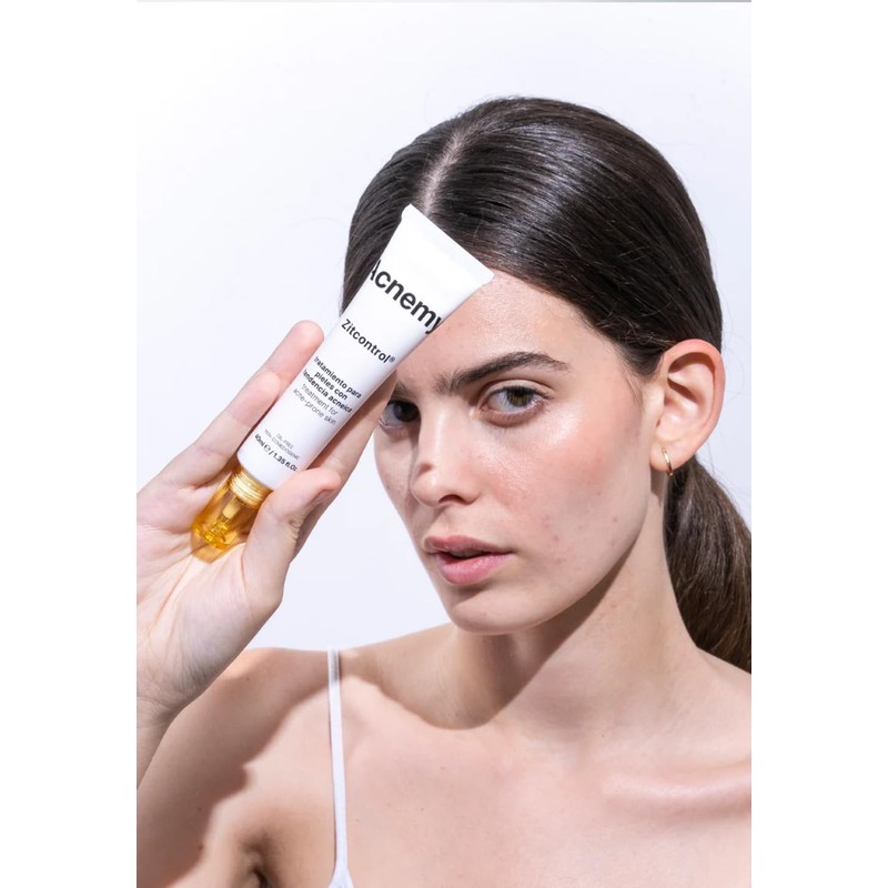 ZITCONTROL® - All-in-one treatment for acne-prone skin