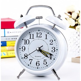 YYDS 置き時計 目覚まし時計 子供 オシャレ アナログ 振動 大音量 ベル 可愛い おしゃれ 絶対起きれる目覚まし 振動 アラームクロック 卓上時計 さわやかな着信音 ツインベル バックライト付き 電池式 連続秒針 簡単設定 静音機能付き 室内インテリアの装飾 ホワイト