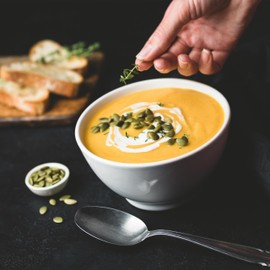 Yupik Dry Roasted Pumpkin Seeds, No Shell, 2.2 lb (35.3 oz), Gluten-Free, GMO-Free, Kosher, Shelled Pepitas, Unsalted, Oil-Free, Plant-Based Protein, Fiber Source, Ideal for Baking & Topping