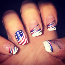 Independence Day Press on Nails Short Square Shape Glossy July 4th Acrylic Patriotic False Nails with USA Flag Designs Artificial French Square Fake Nails Glue Stick on Fingernails for Women Girls