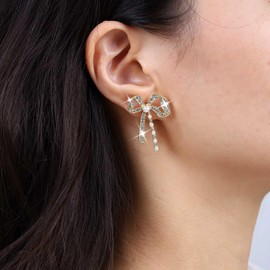 Atentuyi Wedding Diamond Bow Stud Earrings Gold Crystal Pearl Bowknot Earrings Pave CZ Band Bow Earrings Pearl Bridal Earrings Jewellery for Women and Girls, Zinc