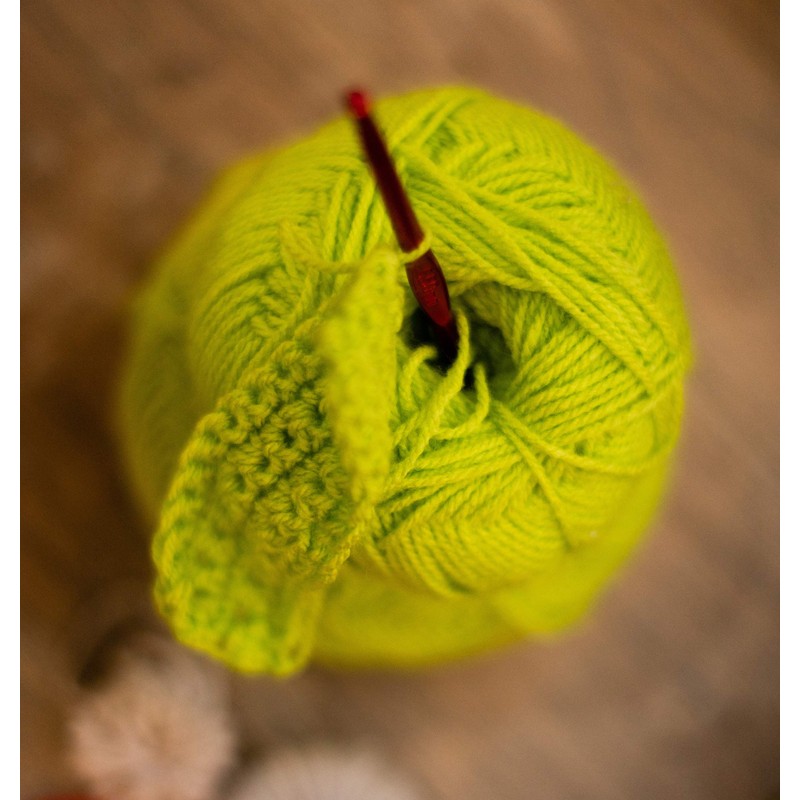 Korbond DK Bright Green Yarn - 100g Acrylic Yarn -