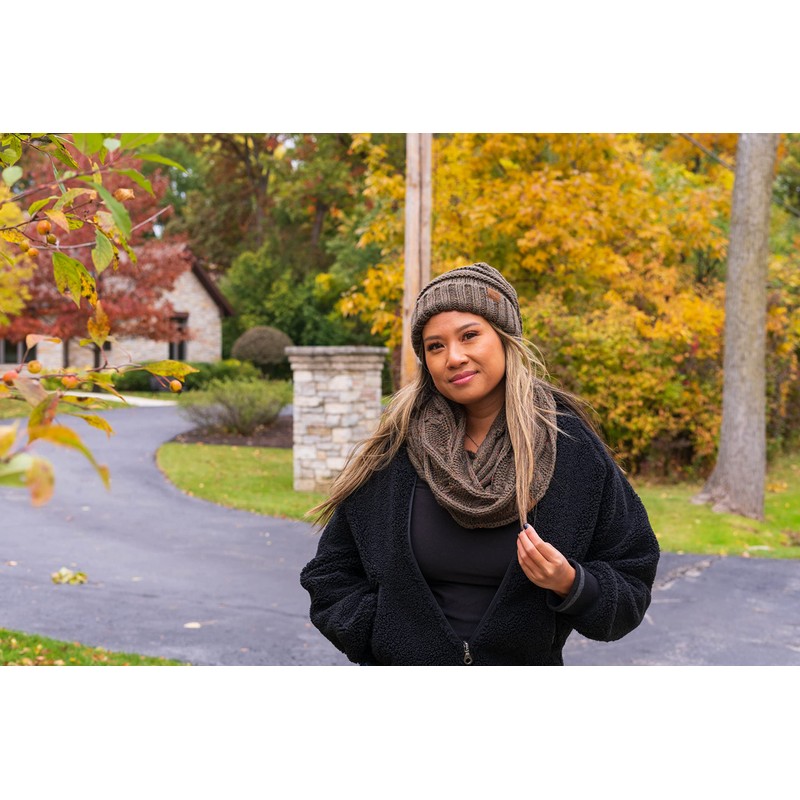 Funky Junque Womens Infinity Scarf Cable Knit Wrap - Confetti