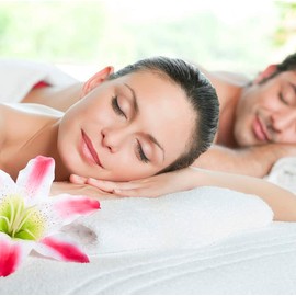 Aceite Esencial de Romero (10 ml), Grado Terapeutico, Alta Concentración, Importado, 100% Puro y Natural, Uso En Difusores de Aromaterapia, Masajes o Tópico. Calidad Premium.