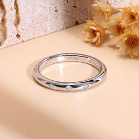 Ladylike Moissanite Wedding Bands Inlay Set Lab Created Diamond Rings 3 Stone Anniversary Rings for Women 18K White Gold Plated Sterling Silver Moissanite Rings Valentines Day Gifts, Size 8