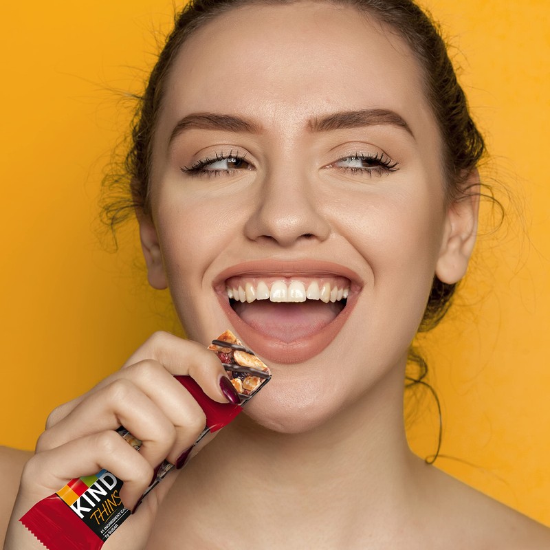 KIND THINS Dark Chocolate Cherry Chashew Bars, Gluten Free, 5g