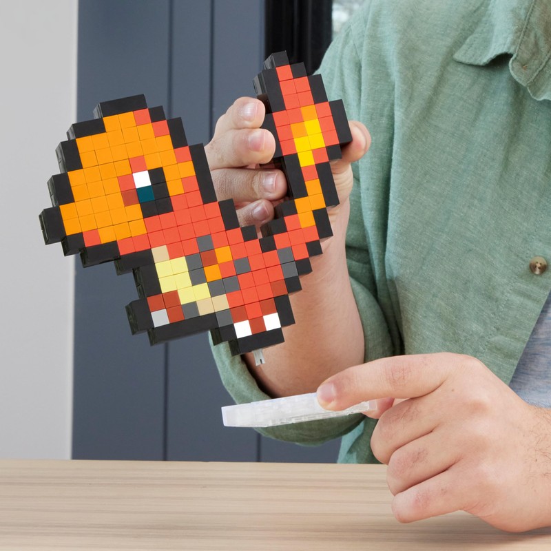 MEGA Pokémon Juguete de Construcción Charmander Píxel para niños de