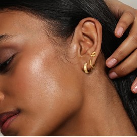 Poaiiu Gold Earrings for Women, Gold Hoop Earrings Set for Women Trendy 14K Gold Plated Dainty Huggie Earrings Studs Hypoallergenic Cartilage Earrings Jewelry Gifts for Women