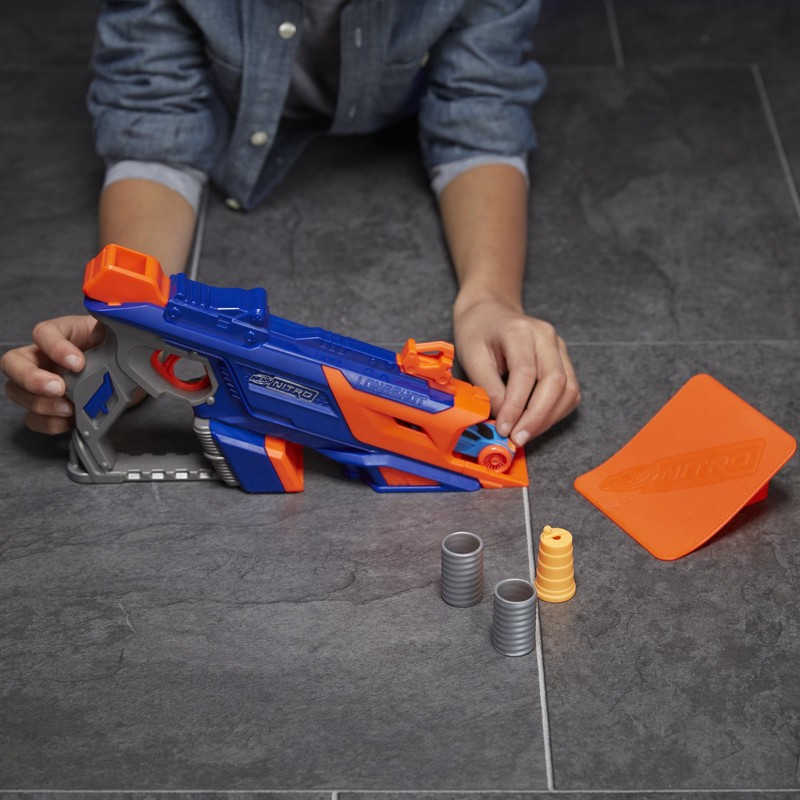 Hasbro Nerf Nitro C0784F03 Long Shot Smash, Fahrzeugblasterset