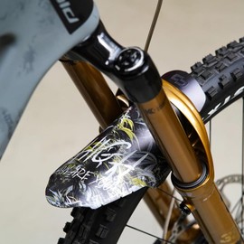 unleazhed Screw-On Mudguard, M01 Bolt On Mudguard, Made in Germany, for Fox and Rockshox