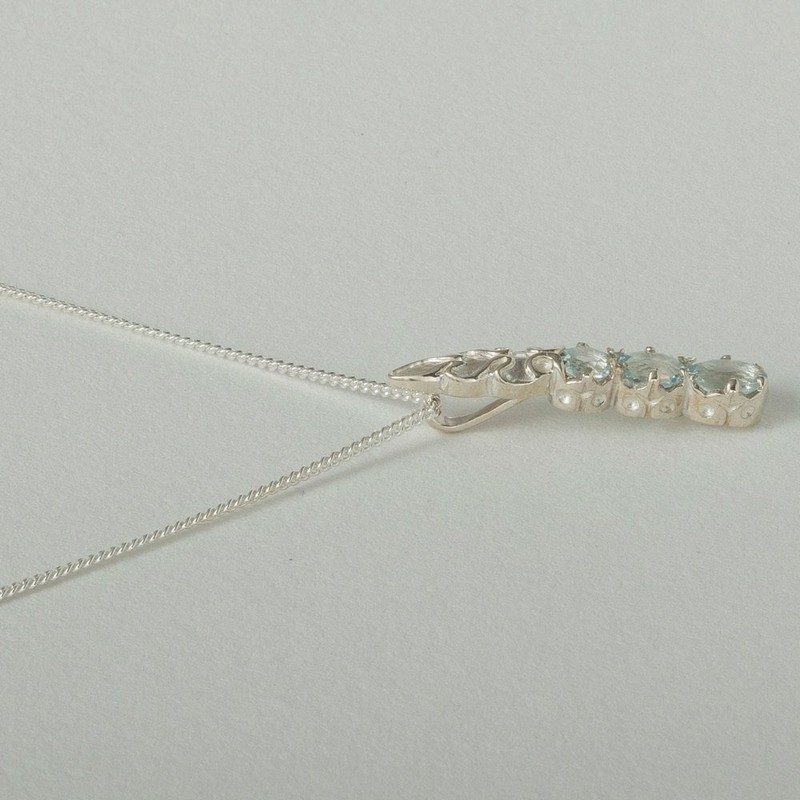 Solid 925 Sterling Silver Natural Aquamarine Womens Pendant & 16"