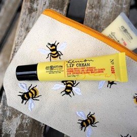 C.O. Bigelow - Tubos de crema labial de limón, paquete de 3 bálsamos labiales de limón | Manteca de karité - Extracto de limón - Humedad profunda - La
