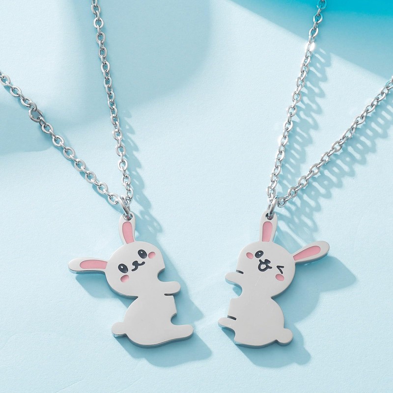 omodofo 2Pcs Matching Rabbit Bunny BFF Friendship Pendant Necklaces