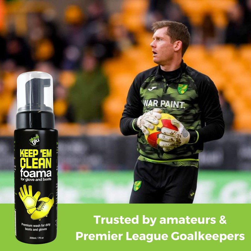 gloveglu Keep 'Em Clean Foama for Goalkeeper Gloves and Football