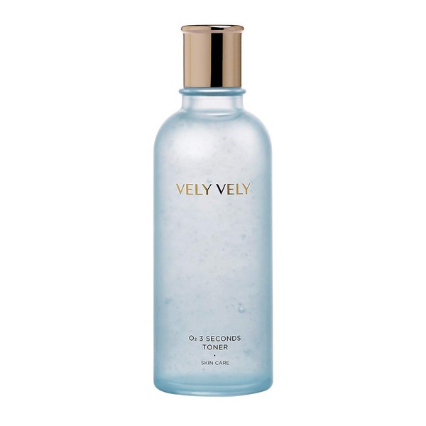 VELY VELY O2 3 Seconds Oxygen Toner - Hydrating Toner with Oxygen Water, Hyaluronic Acid for Radiant and Natural Glow Skin, Removes Impurities and Sebum (5.07 fl oz/150ml)