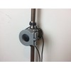 SHOWER HAND : Holds button showers on whilst you shower