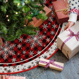 AVOIN colorlife Buffalo Plaid Snowflake Christmas Tree Skirt 48 Inch, Winter Holiday Tree Mat Decoration