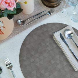 Jovono Upgraded 15" Round Placemats Set of 4, Waterproof & Oil-Proof, Non-Slip Reversible Washable Big Table Mats, Spill-Proof for Kids Families, Restaurant, Hotel, Kitchen, Indoor, Gray