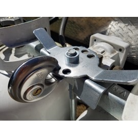 FQQF Propane Tank Lock Bracket (1/2" Thread) - Silver - Industrial - Garage