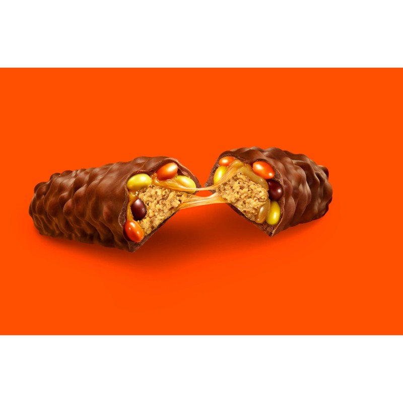 REESE'S OUTRAGEOUS! Peanut Butter, Caramel and PIECES King Size, Candy