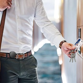 HENGBIRD Key Fob, Extendable Key Ring, 2 Pieces Key Zipper, ID Holder Extendable for Nurses, Office Workers, Students, with 65 cm Dyneema and Metal Housing, black