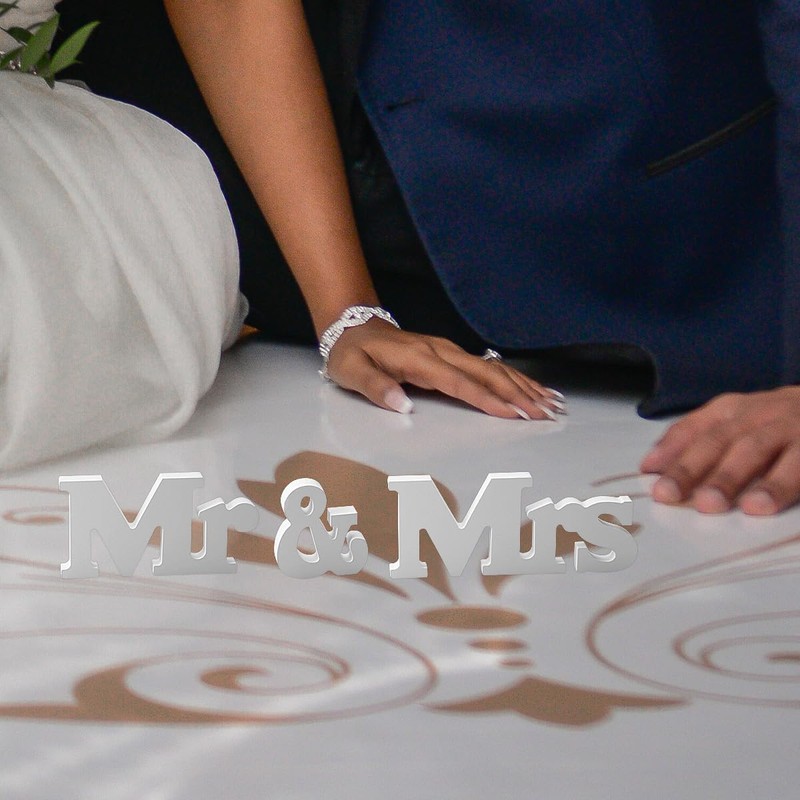 Mr & Mrs Letters Sign Jagowa Letters Sign Mr &