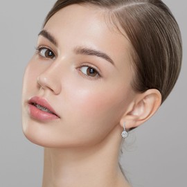 Cubic Zirconia Earrings Moissanite Earrings Silver Drop Earrings for Women Dangle Earrings Handmade Earrings Hypoallergenic Earrings